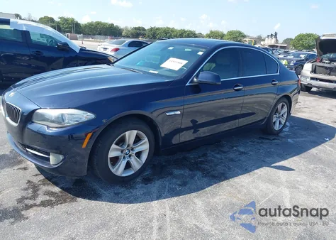 2011 BMW 528I из США, поврежденный, VIN WBAFR1C57BC749938